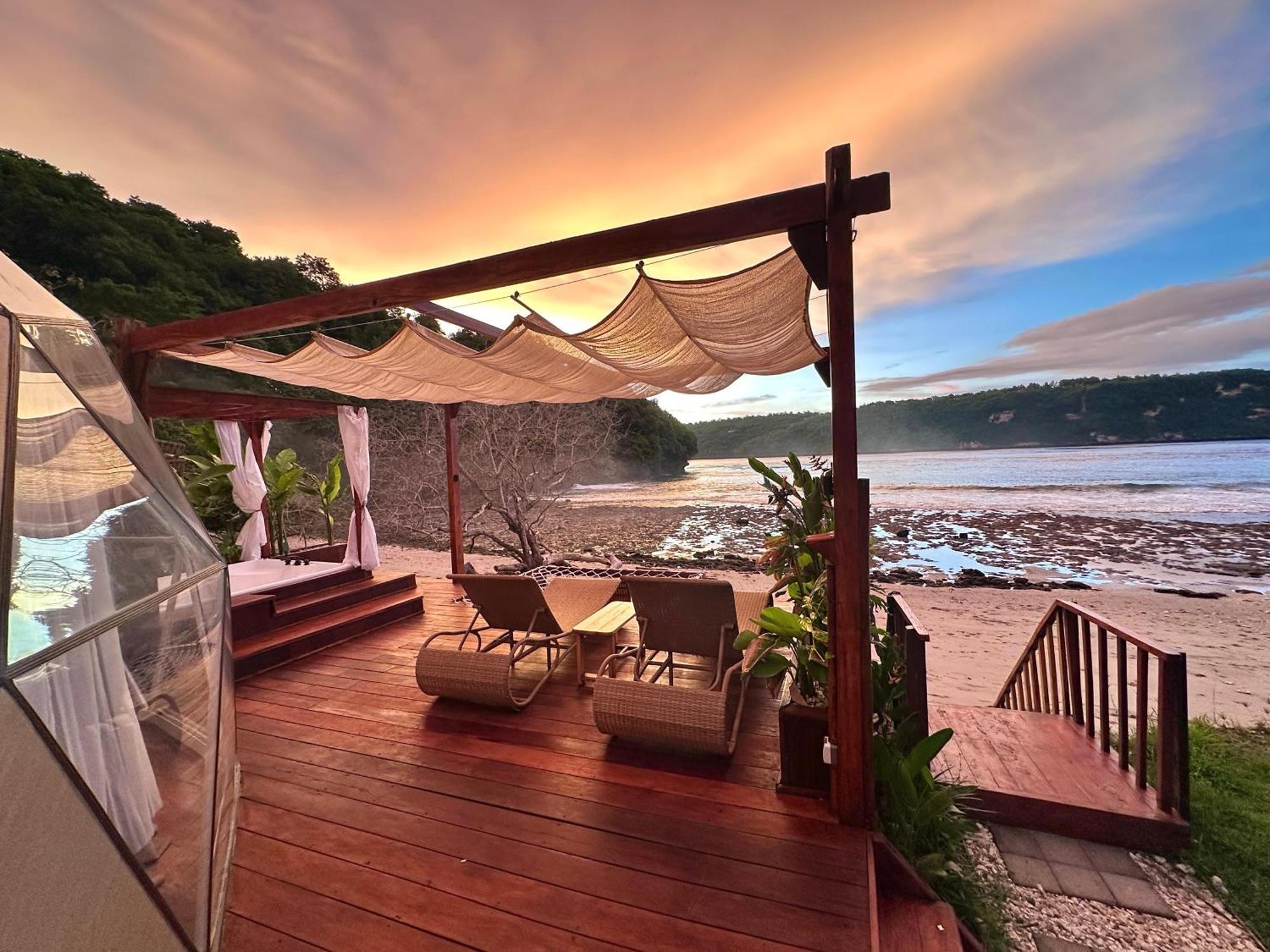 Beachfront Luxury Dome Villas - Gamat Bay Resort Đảo Đảo Nusa Penida Ngoại thất bức ảnh
